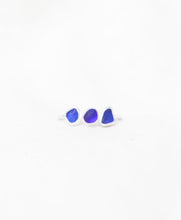 Load image into Gallery viewer, Blue Sea Glass - Size Q
